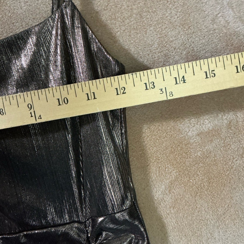 Elegant Metallic Dress size small‎ - Picture 7 of 12